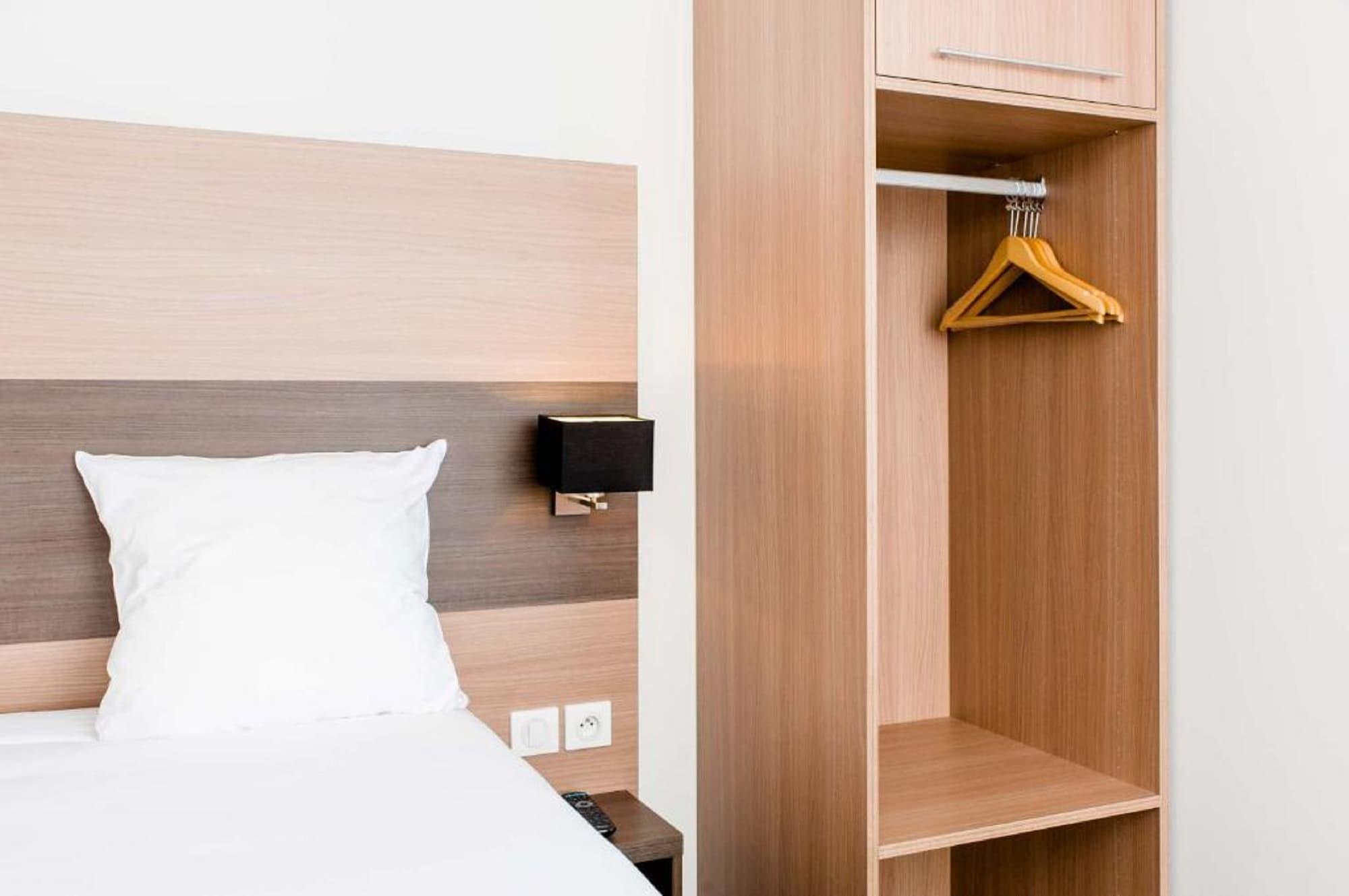 Dios Hotel Bruguieres Zewnętrze zdjęcie
